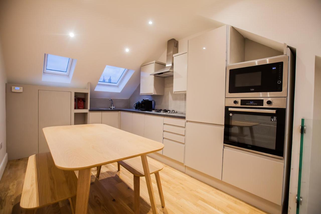 Luxury Fulham 3 Bedroom Garden House ロンドン エクステリア 写真