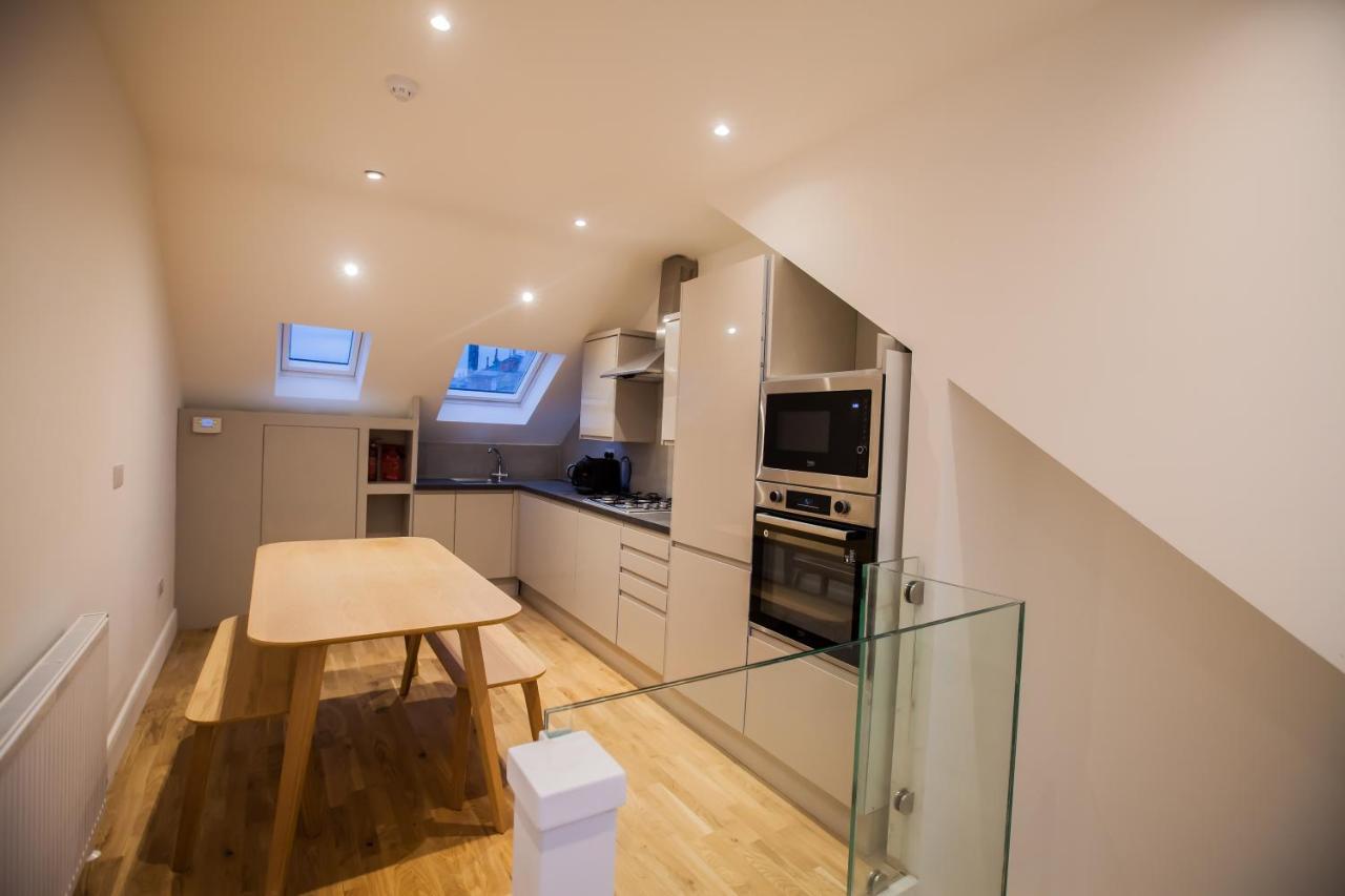 Luxury Fulham 3 Bedroom Garden House ロンドン エクステリア 写真