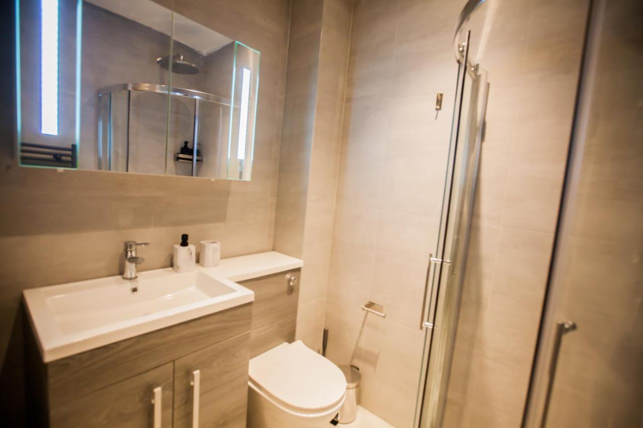 Luxury Fulham 3 Bedroom Garden House ロンドン エクステリア 写真