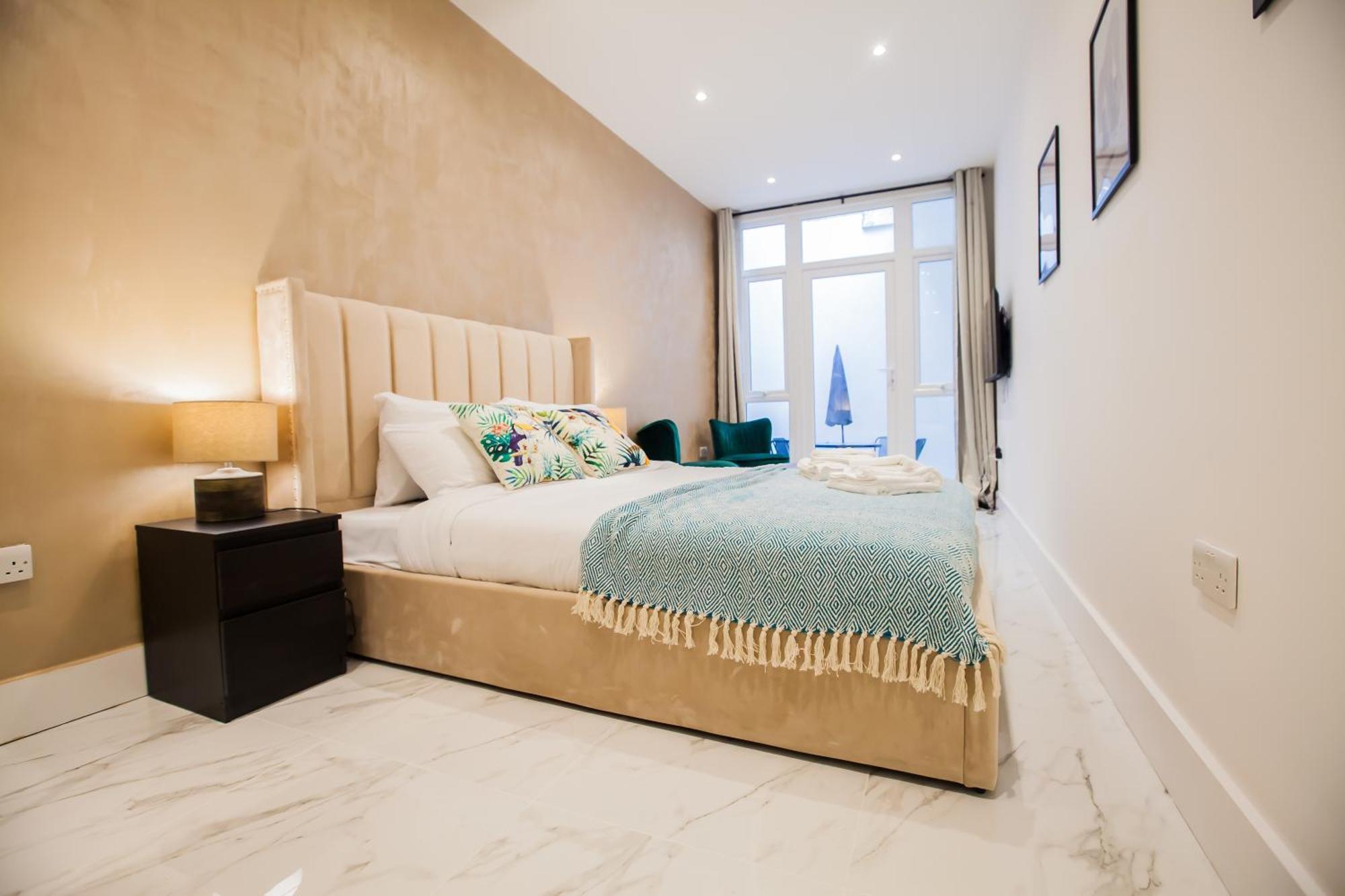 Luxury Fulham 3 Bedroom Garden House ロンドン エクステリア 写真